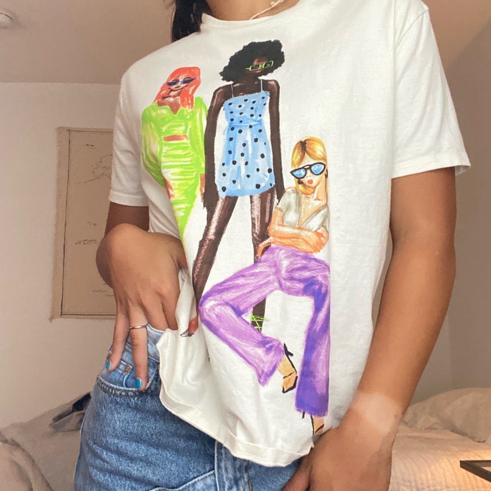 graphic tee